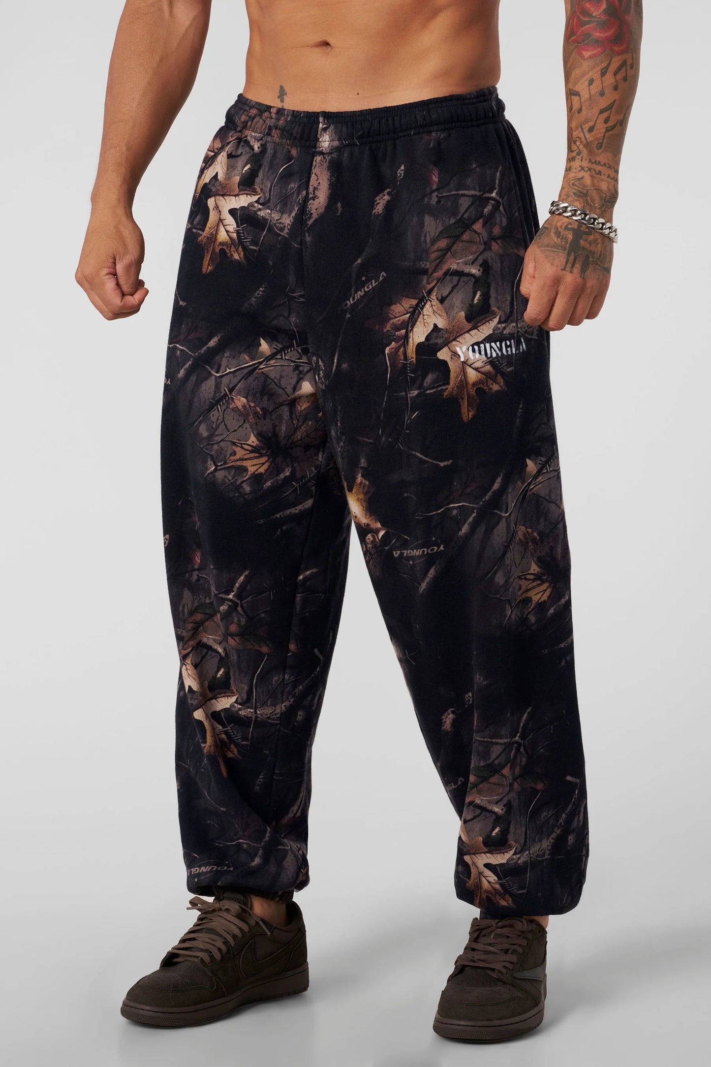 Jogger Baggy - Negro Camo