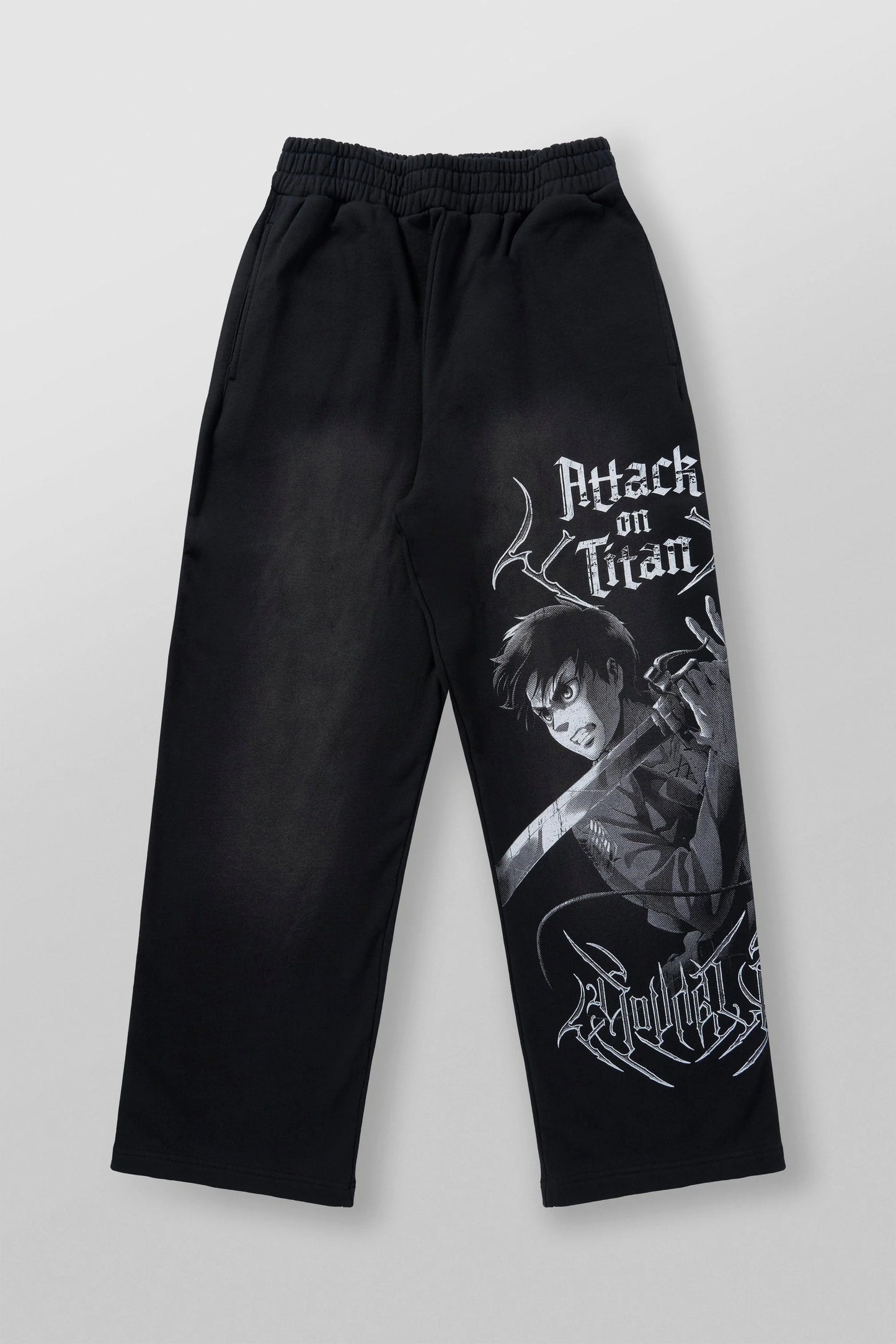 Jogger AOT - Negro Deslavado