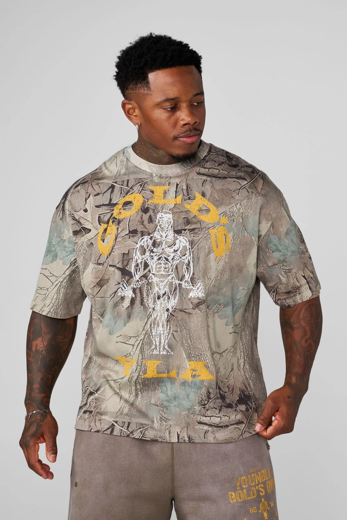 Playera Gold´s Iron - Vede Camo