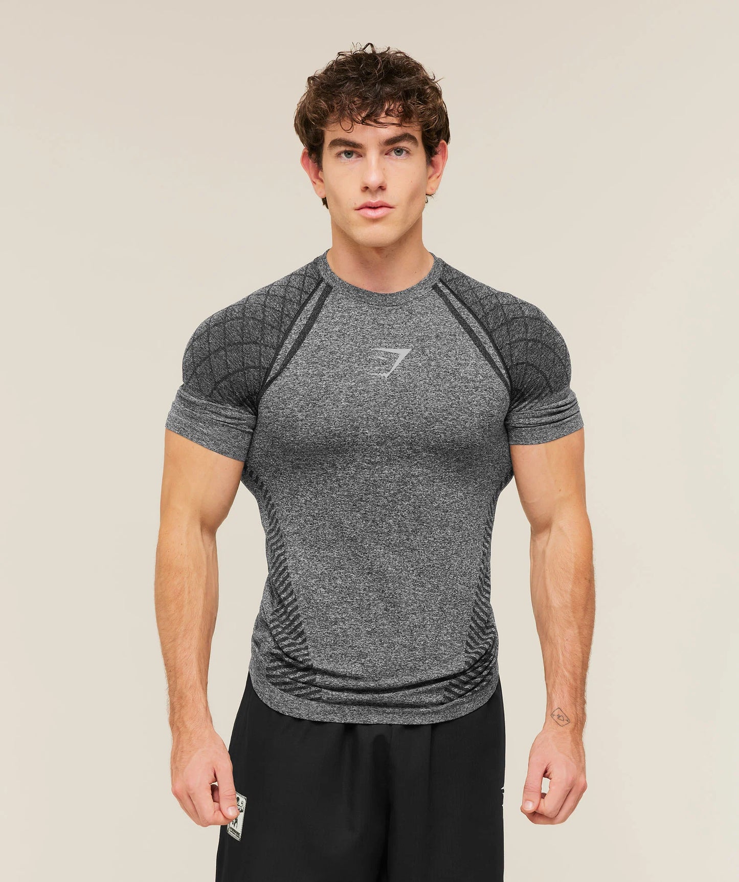Playera Devant - Negra