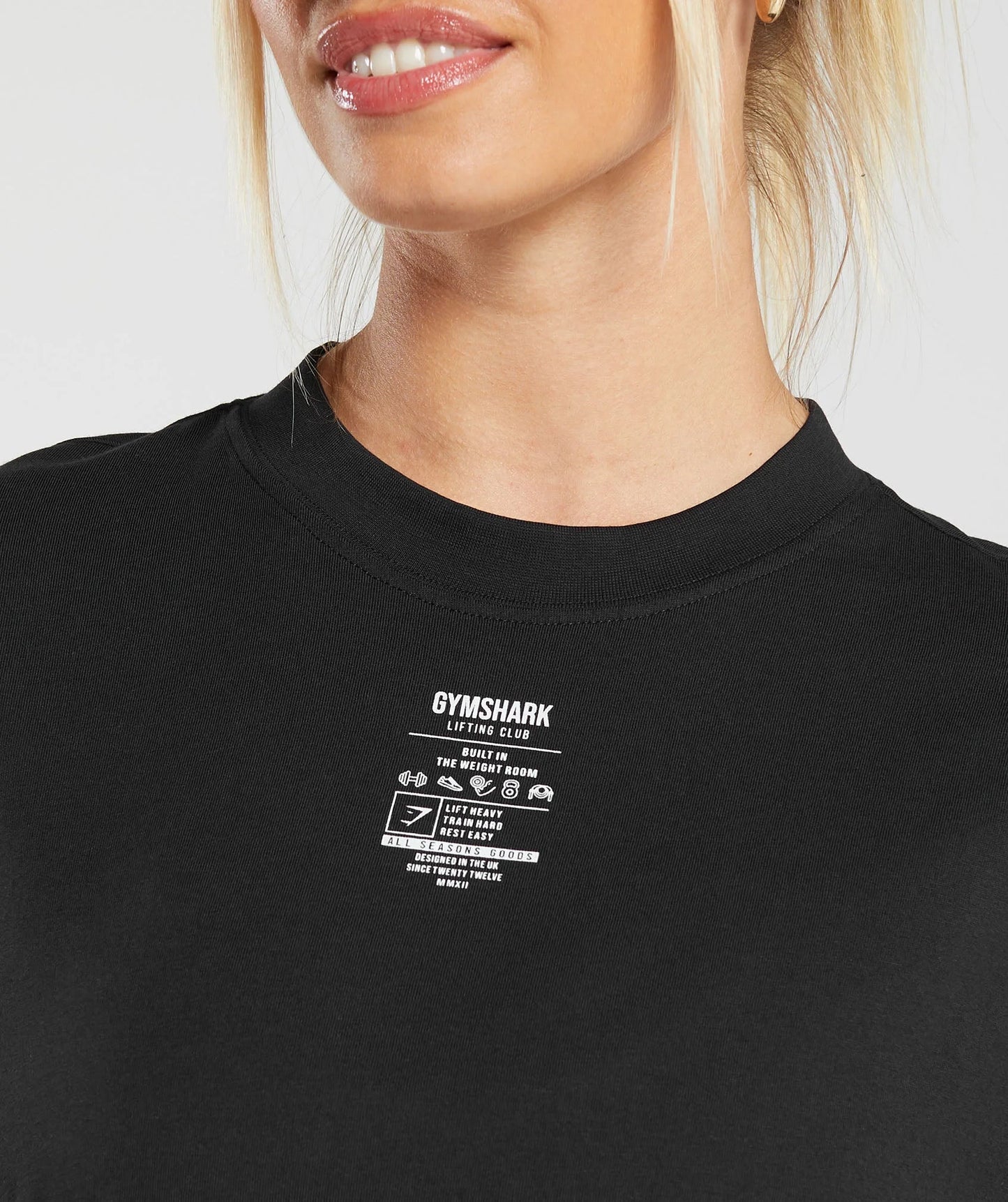 Minimal Label Oversized T-Shirt - Black