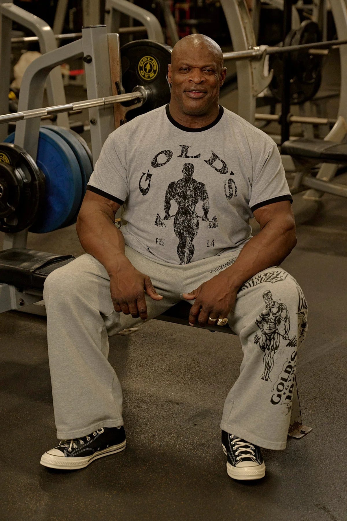 Playera Ringer Golds Gym - Gris