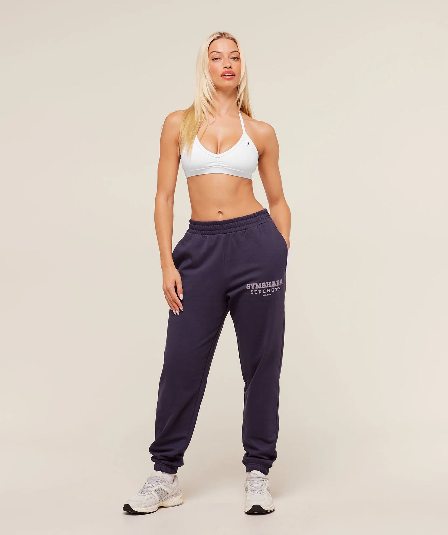 Jogger Gráfico Strenght - Morado
