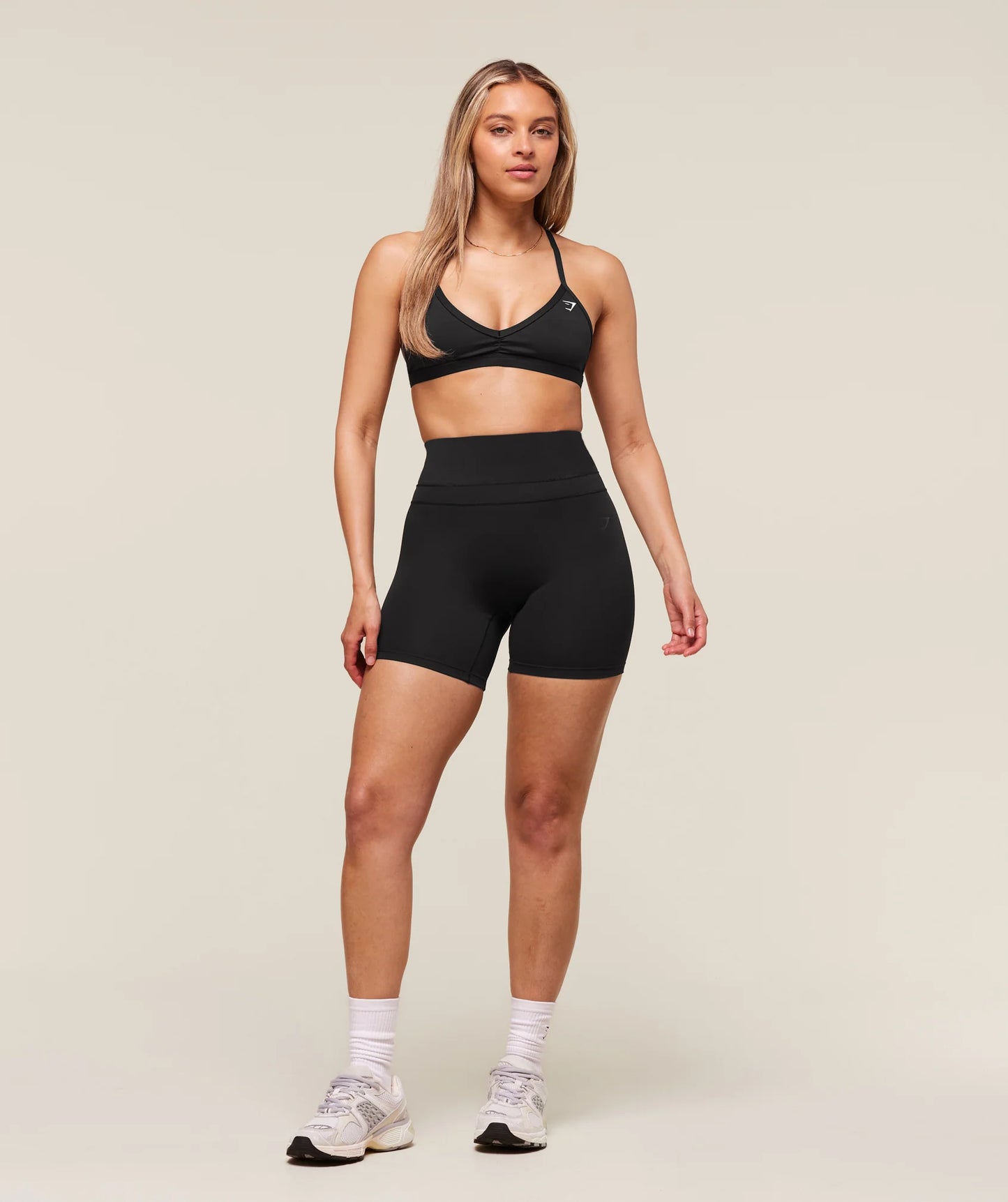 Short Whitney - Negro