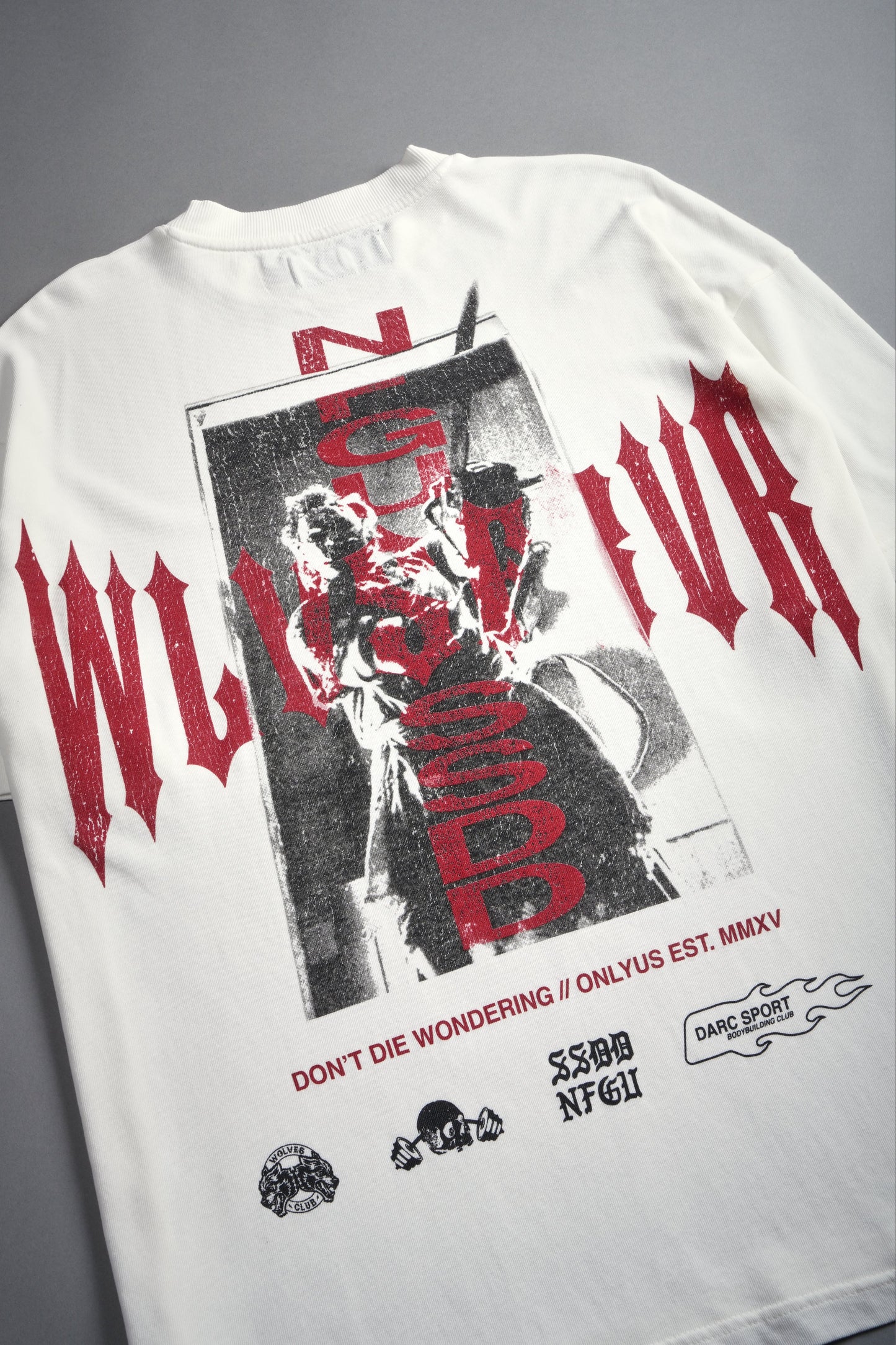 Playera “Born Darc” Premium Oversized - Crema