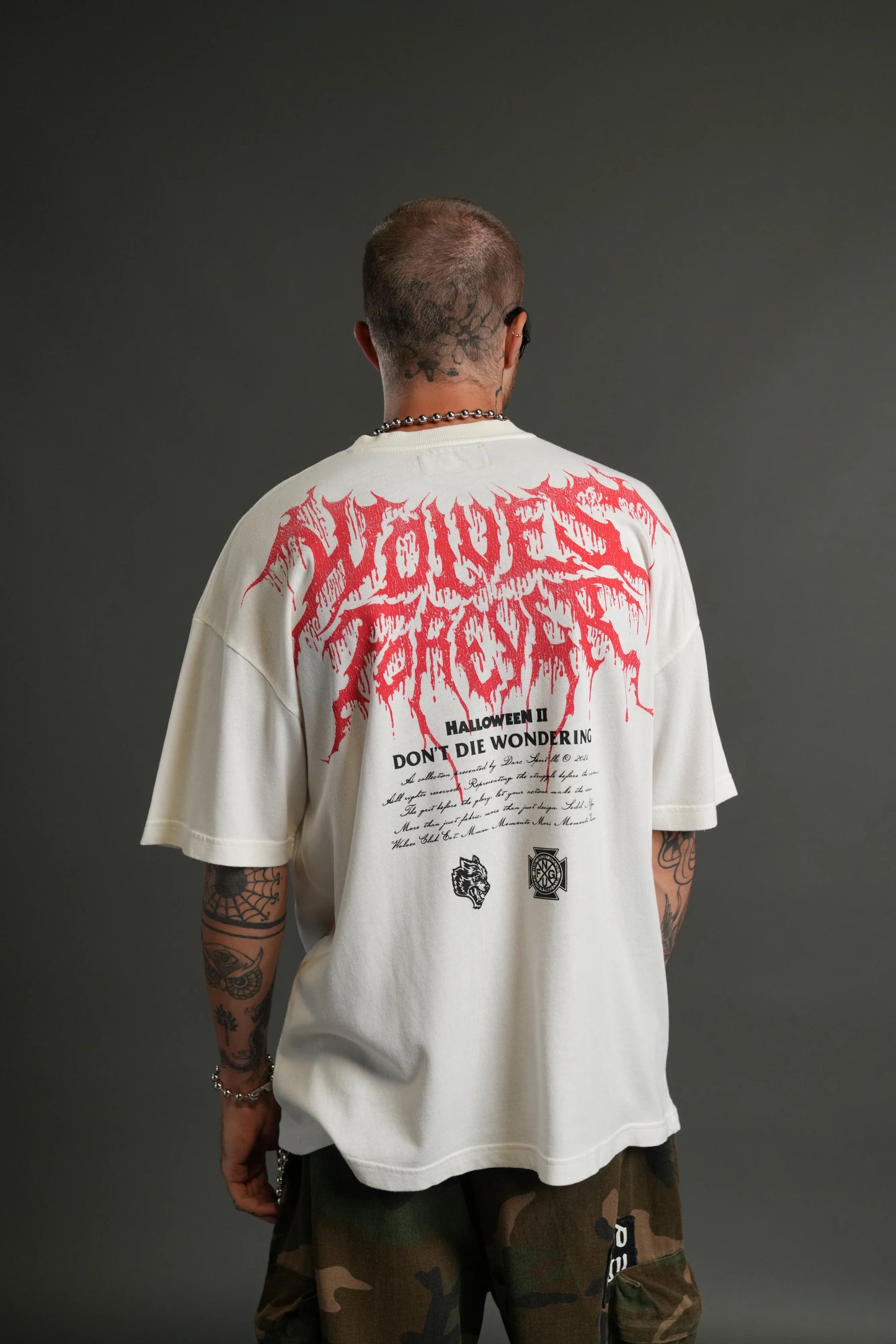 Playera “Watch Your Back” Premium Oversized - Crema