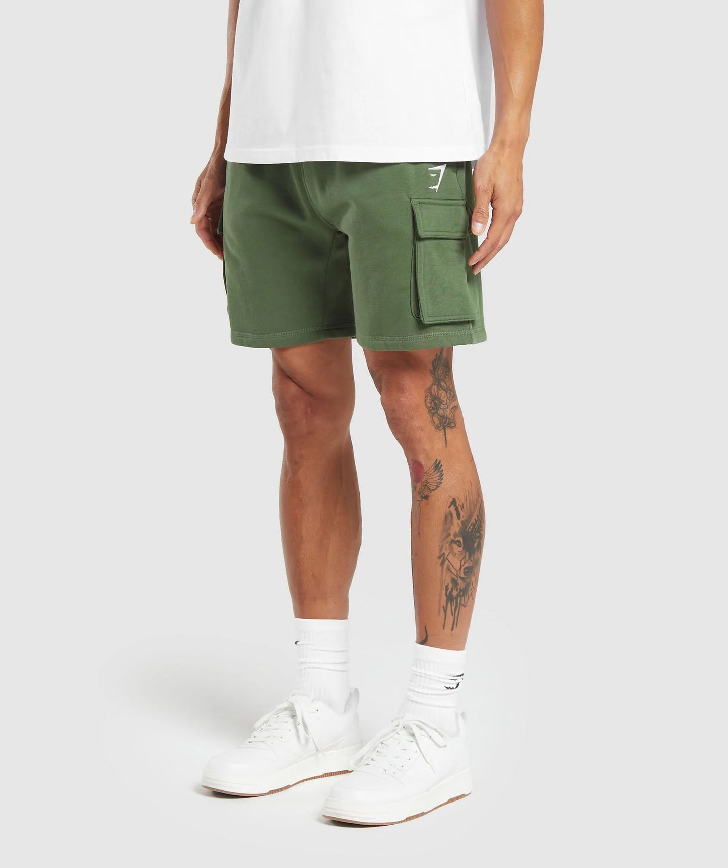 Gymshark Crest Cargo Shorts - Core Olive