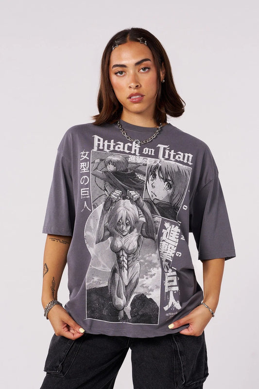 Playera AOT - Gris