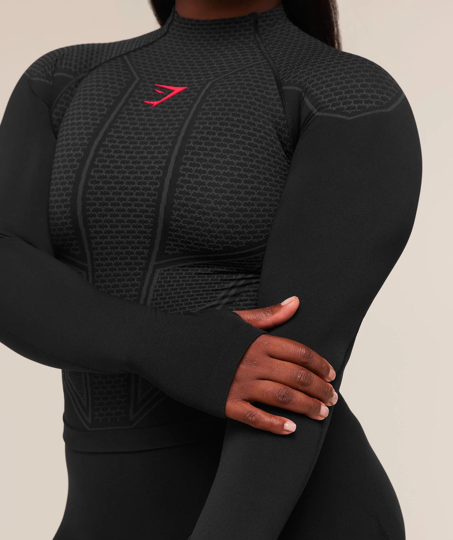 Onyx V1 Manga Larga Top  - Negra/Rojo