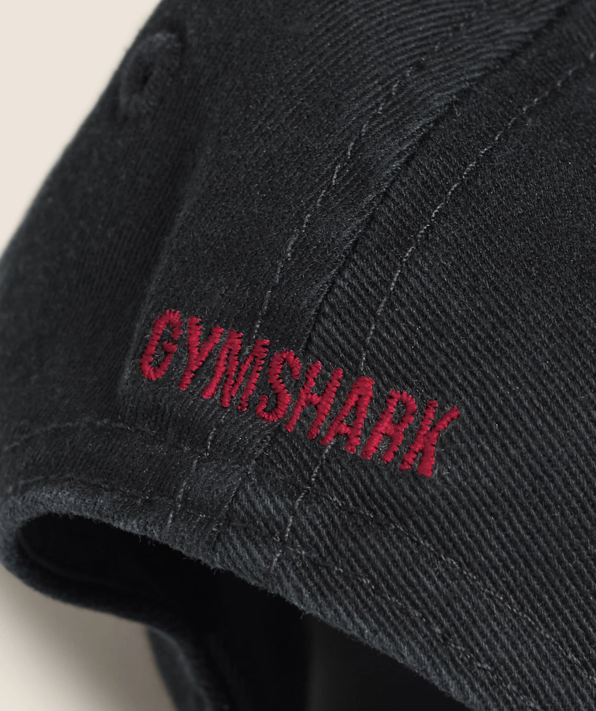 Gorra Relaxed - Negra/Rojo