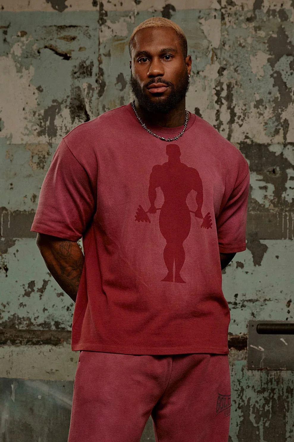 Playera Gold´s Iron - Vino
