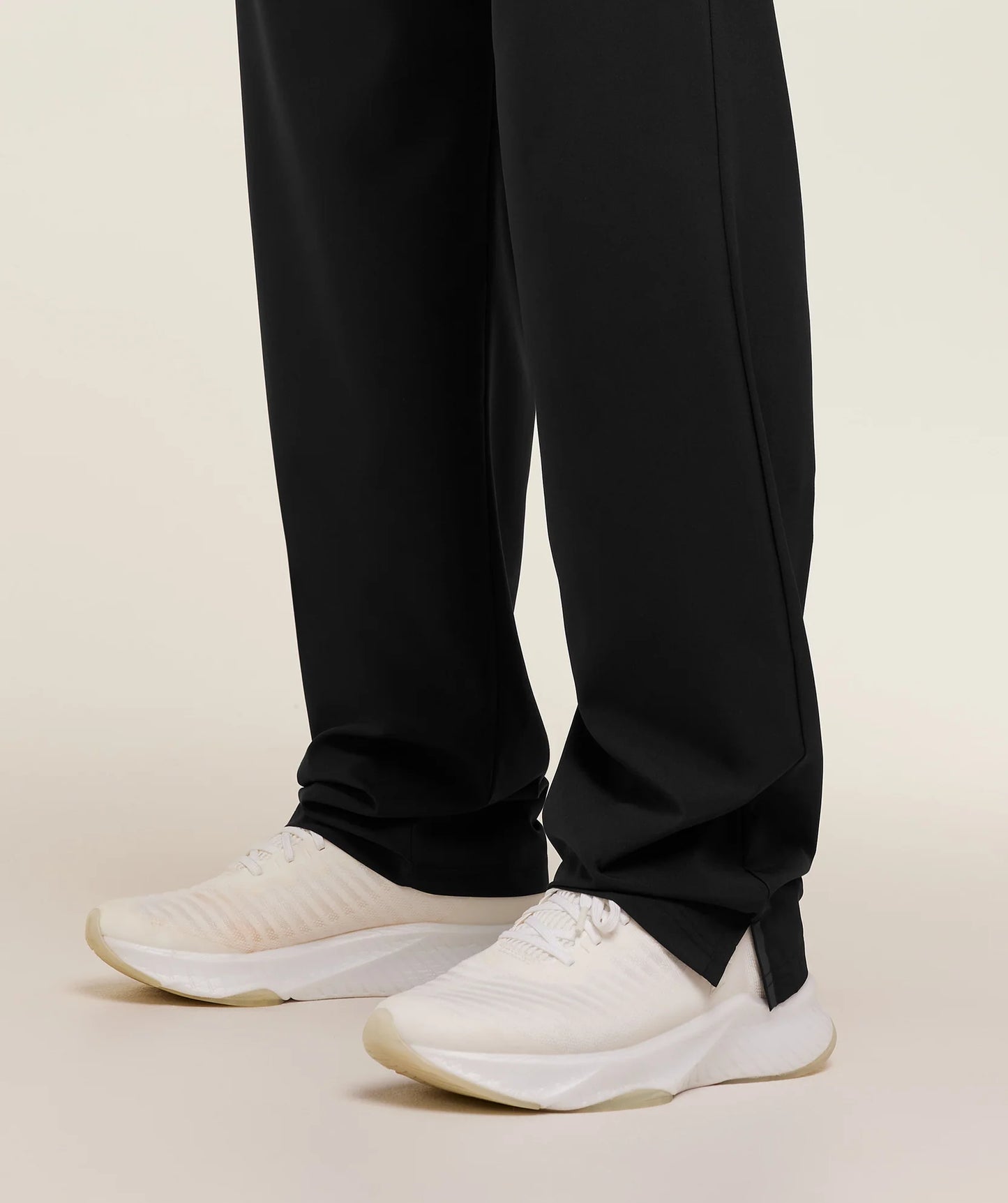 Jogger Arrival Contrast - Negro