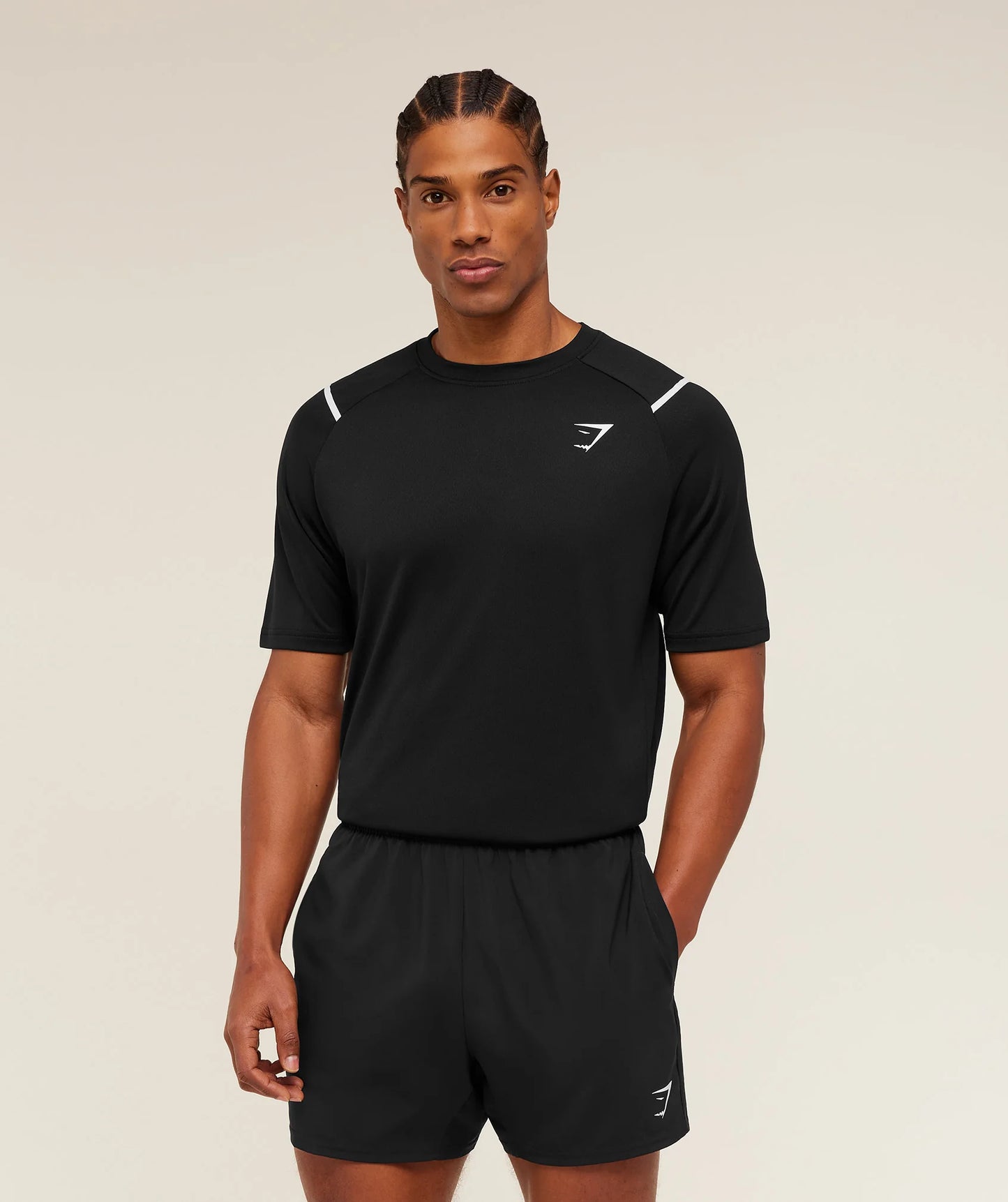 Playera Arrival Contrast - Negra