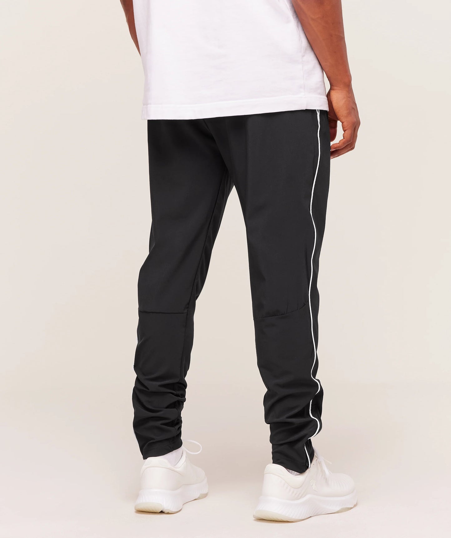 Jogger Arrival Woven - Negro