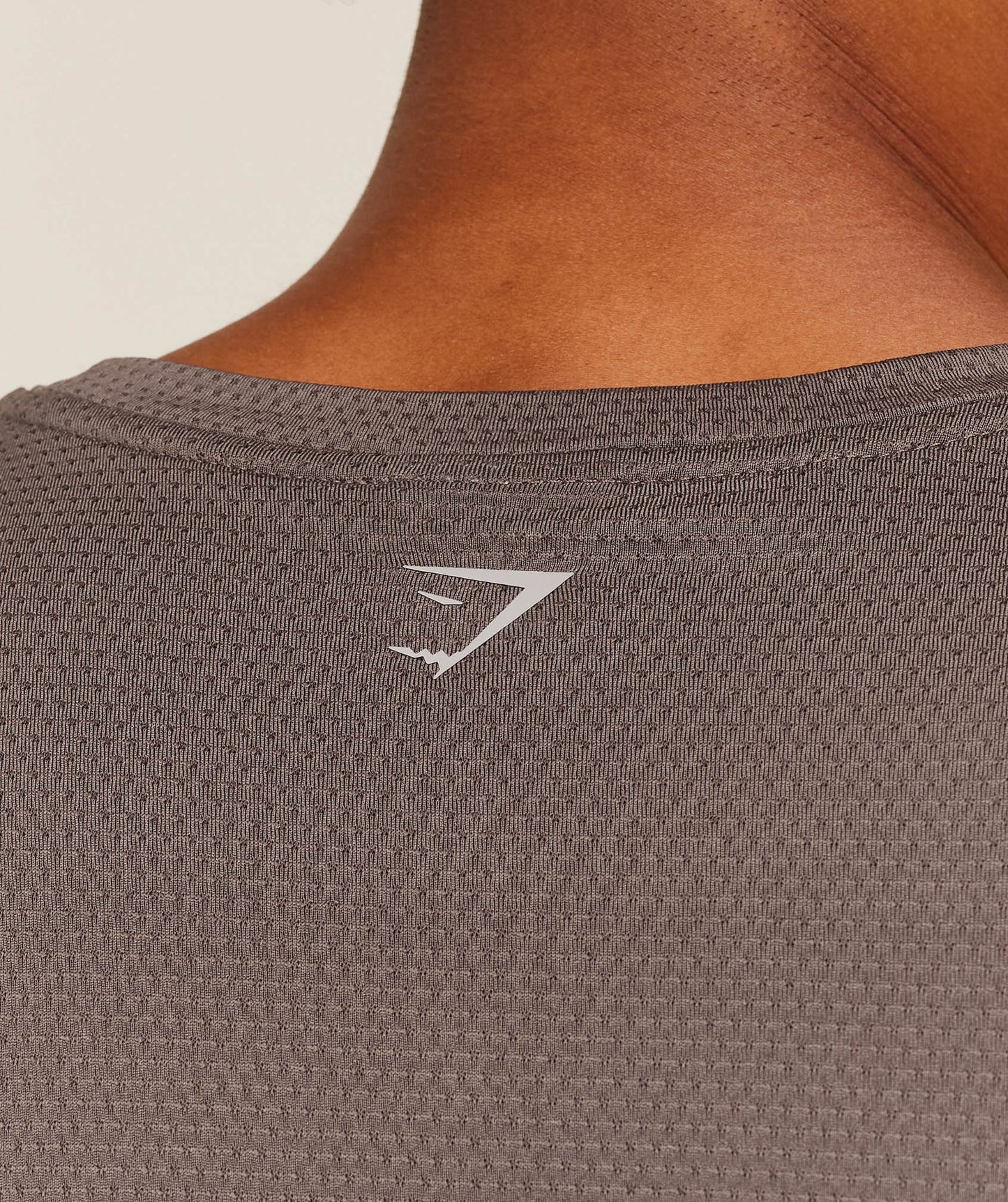Playera Built - Café
