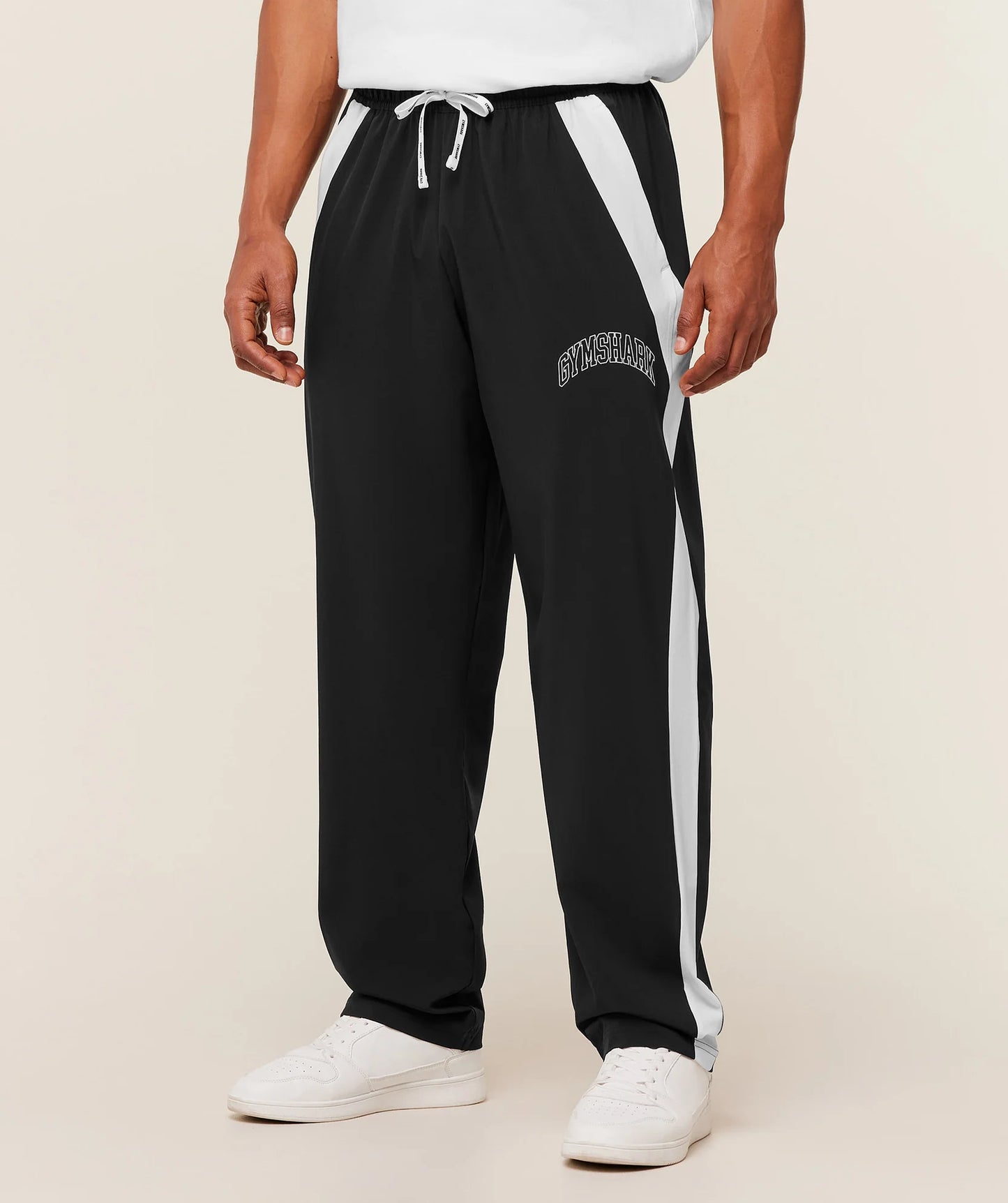Jogger Collegiate - Negro/Blanco