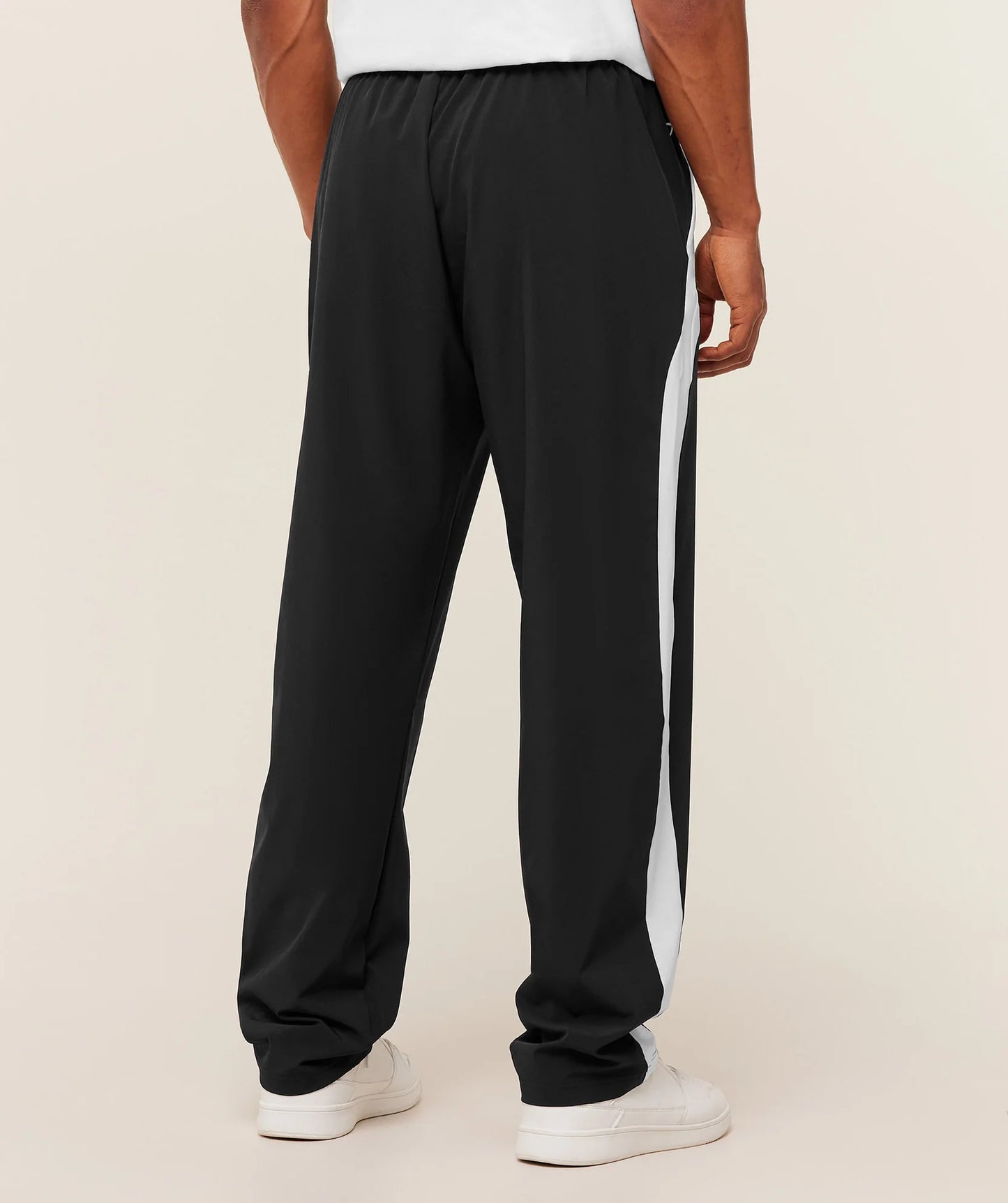 Jogger Collegiate - Negro/Blanco