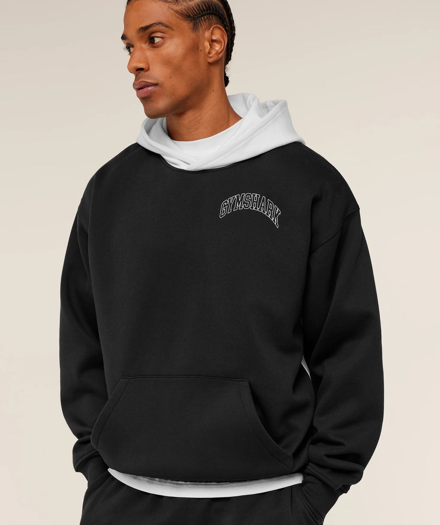Hoodie Collegiate - Negra