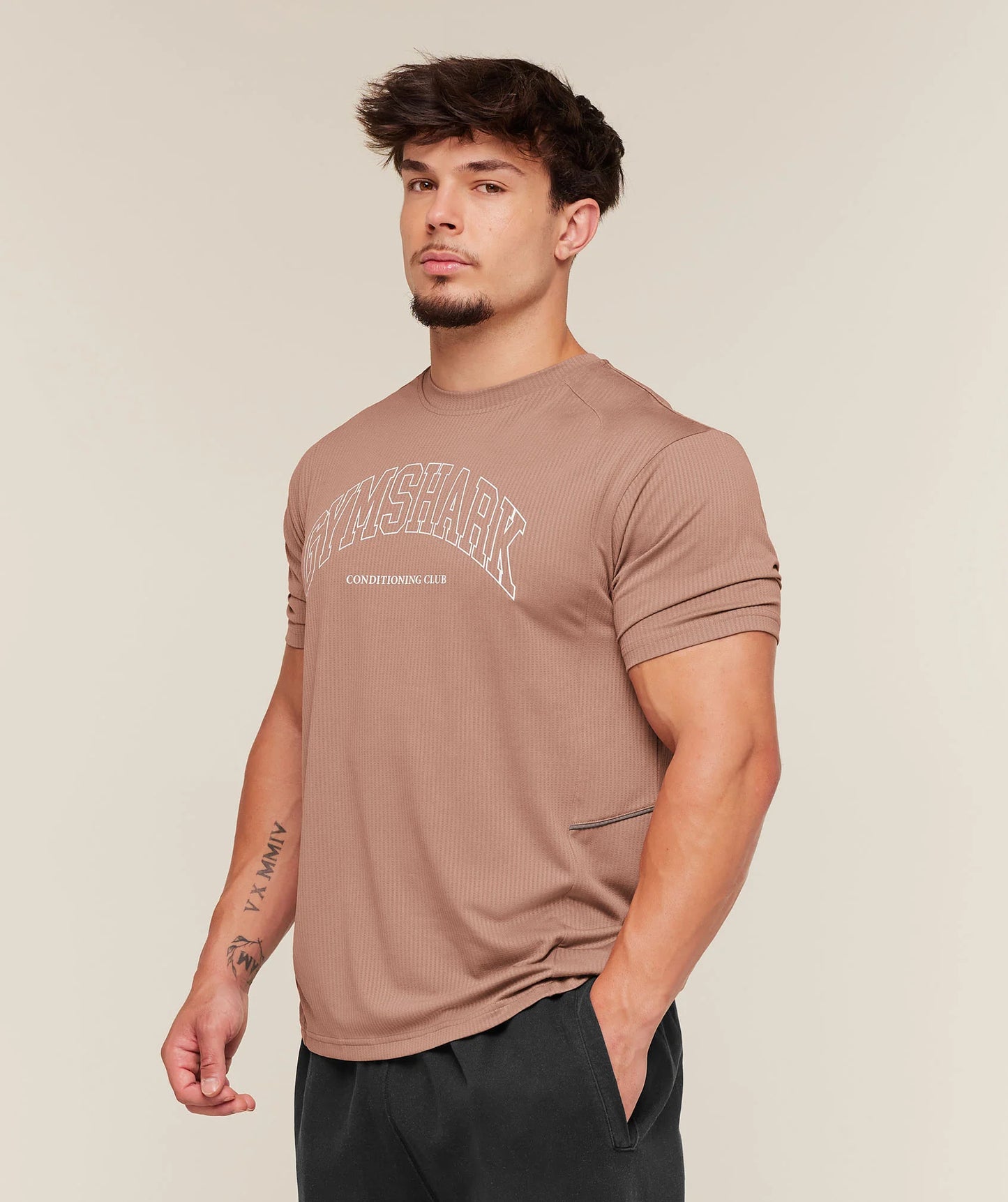 Playera Collegiate - Café