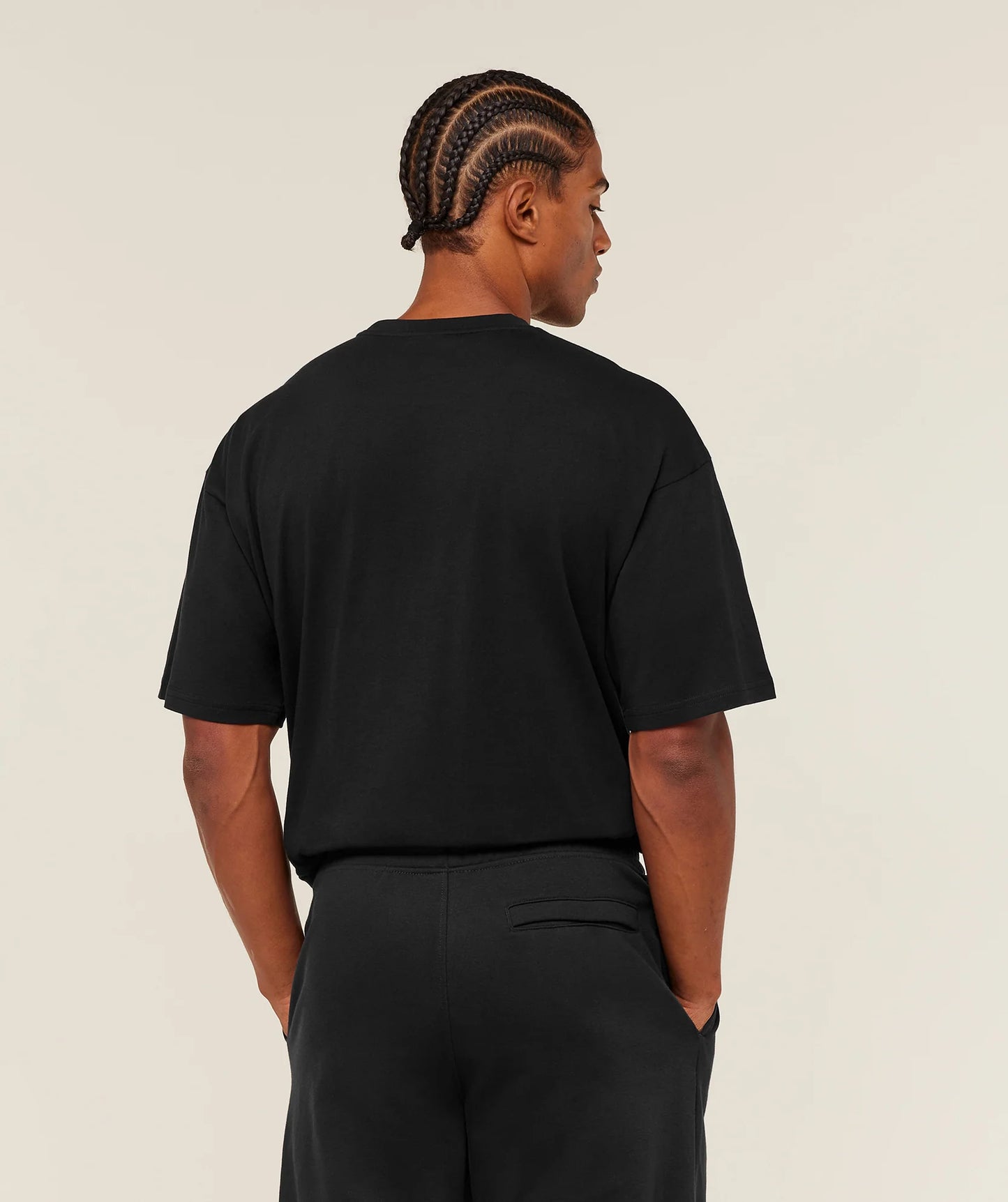 Playera Bordada Oversized - Negra