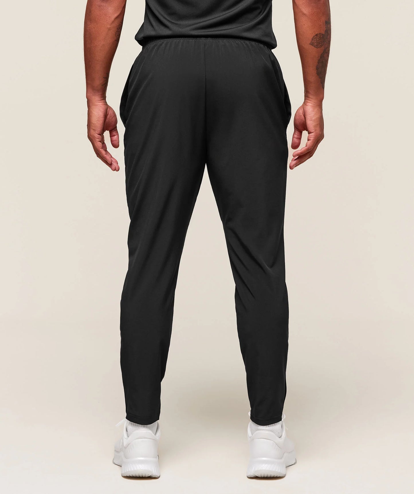 Jogger Híbrido - Negro