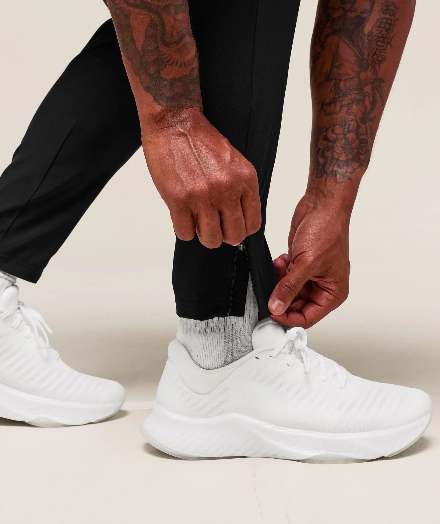 Jogger Híbrido - Negro