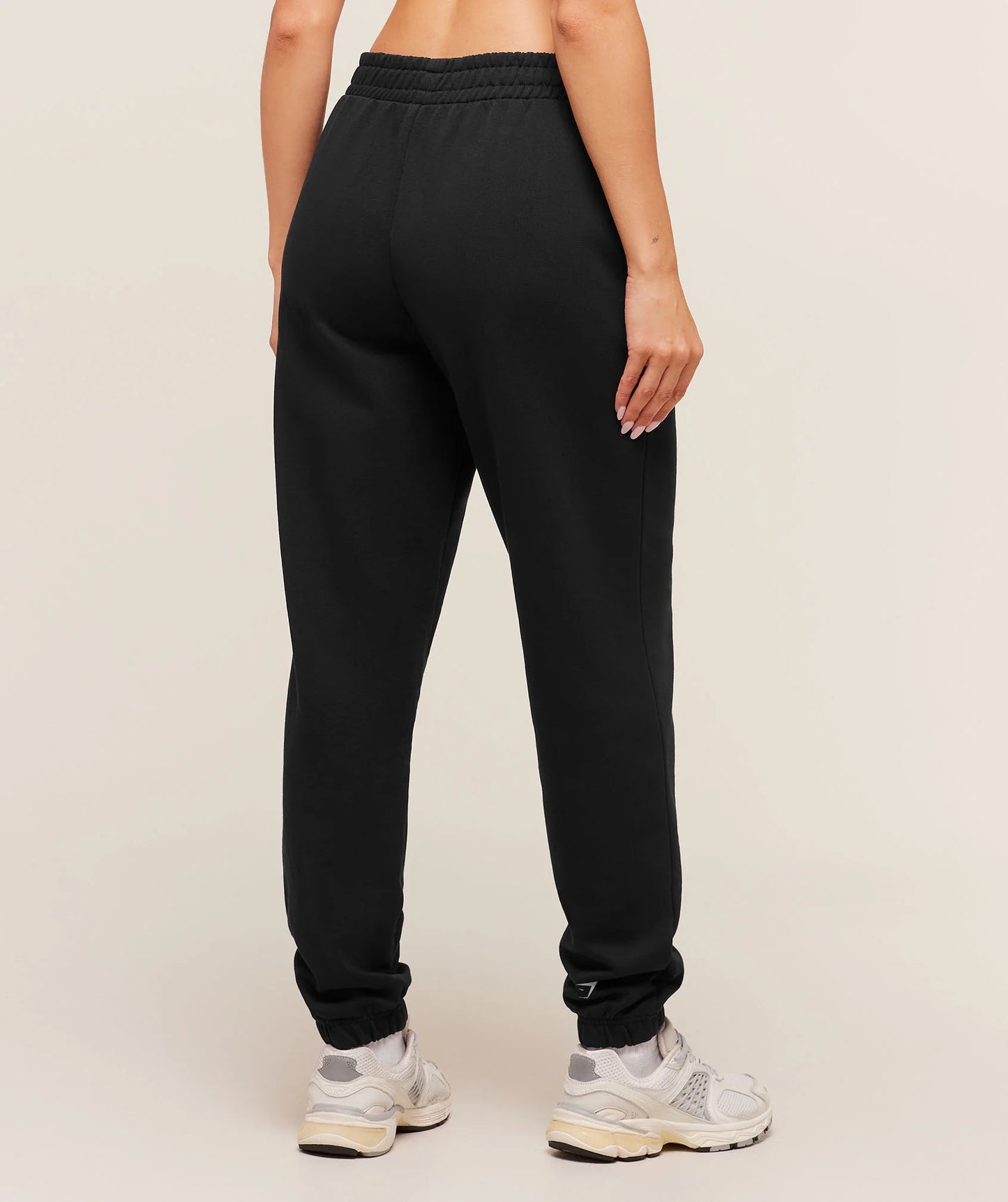 Jogger Gráfico Strenght - Negro