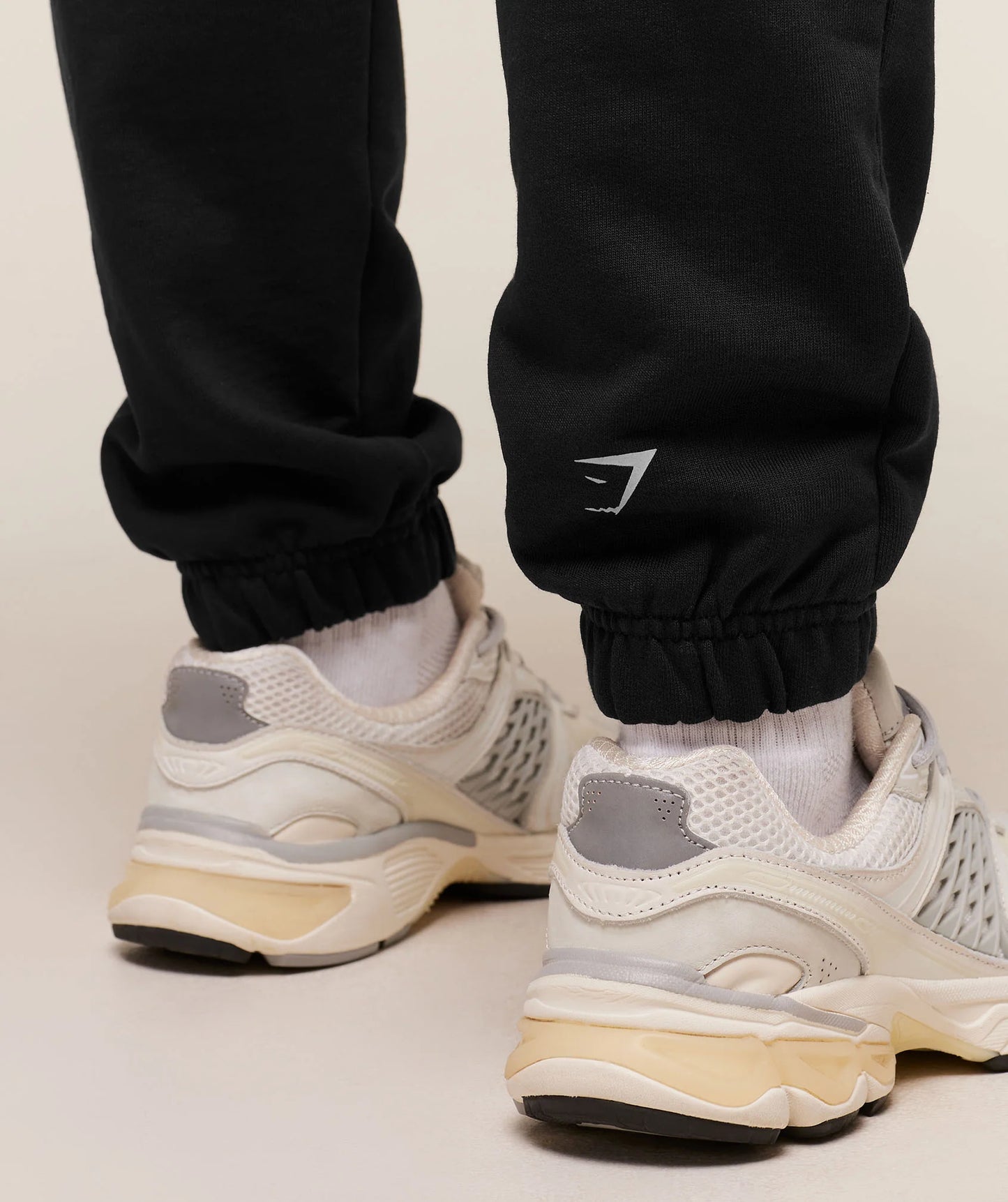 Jogger Gráfico Strenght - Negro