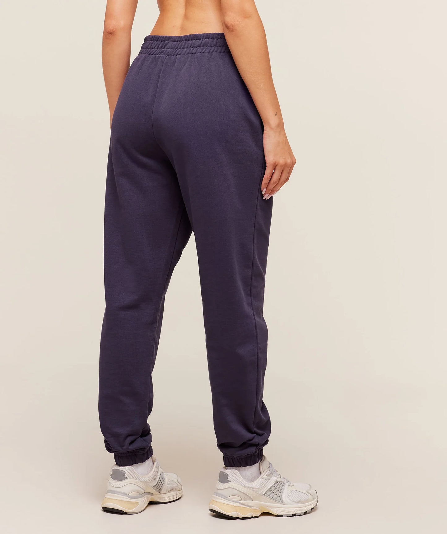 Jogger Gráfico Strenght - Morado