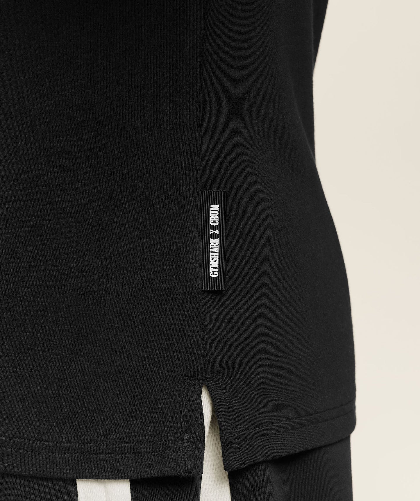 Playera GS X CBUM Essential - Negra