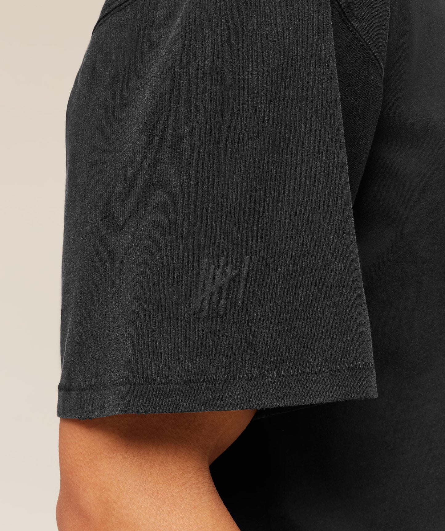 Playera GS X CBUM - Negra