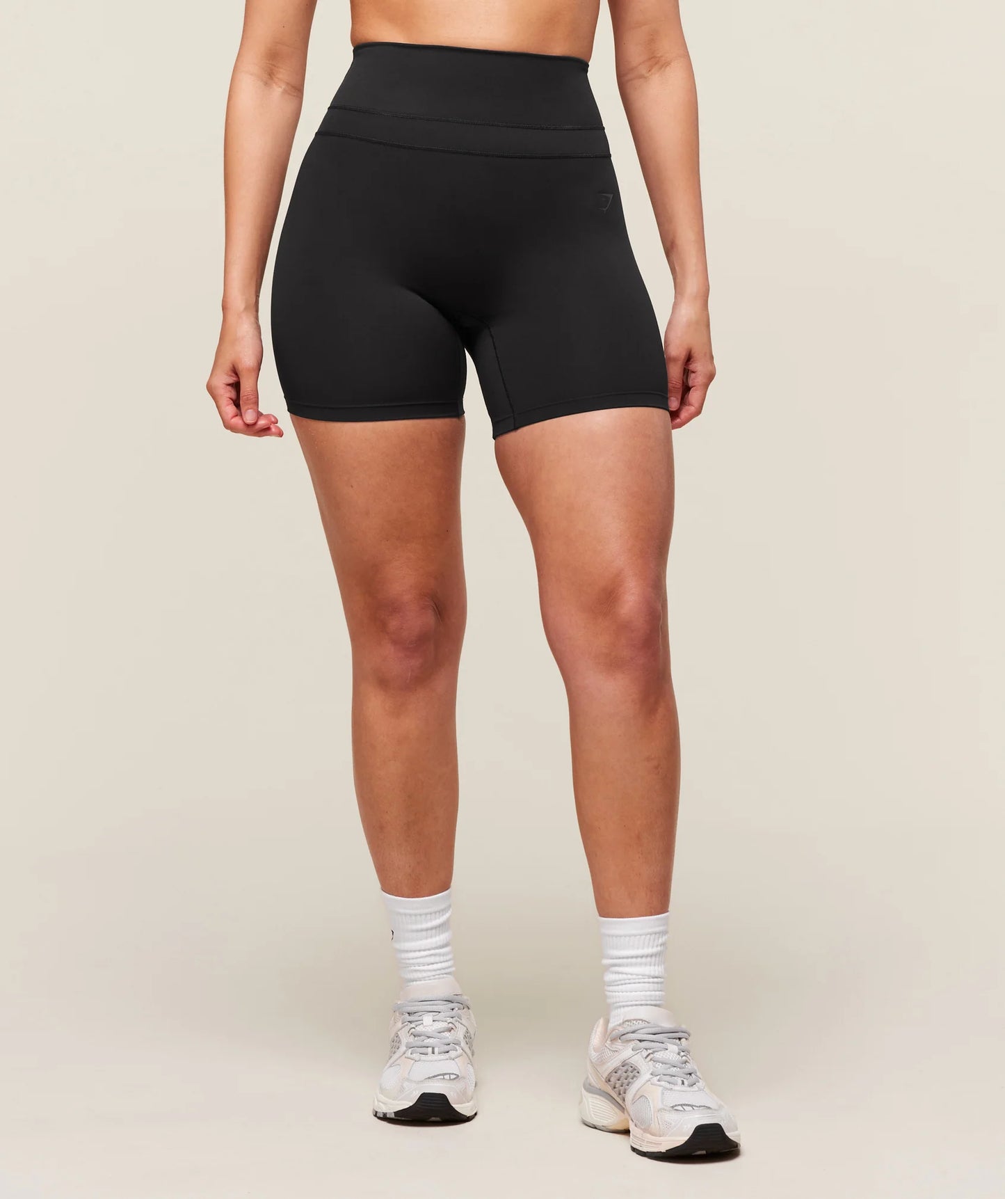 Short Whitney - Negro