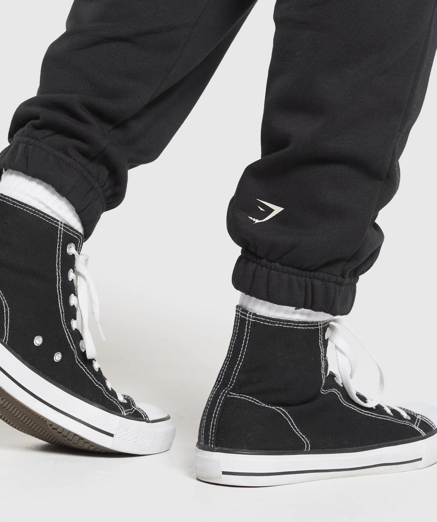 Jogger Gráfico Rudo - Negro