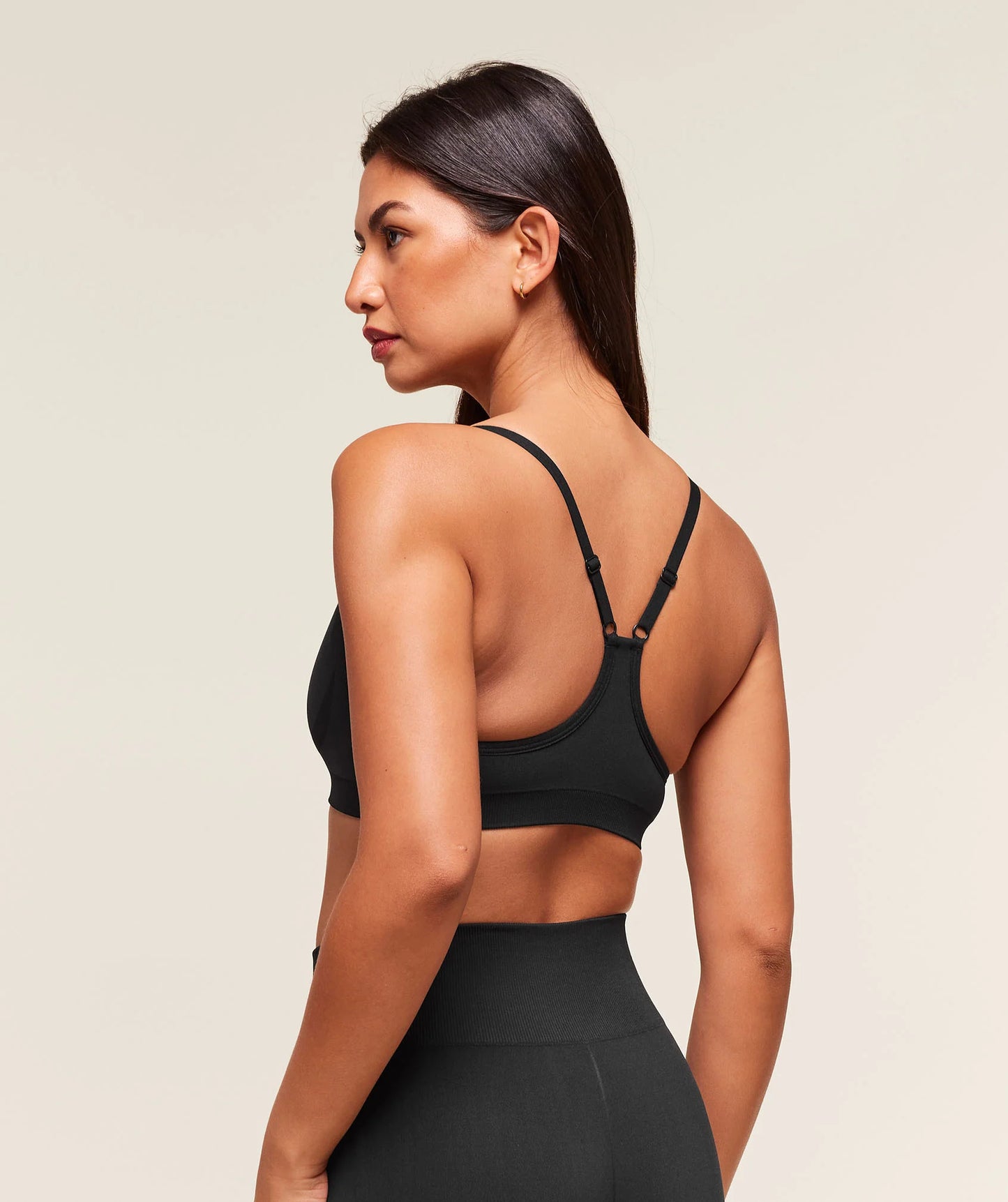 Bra Deportivo Racerback Sin Costuras - Negro