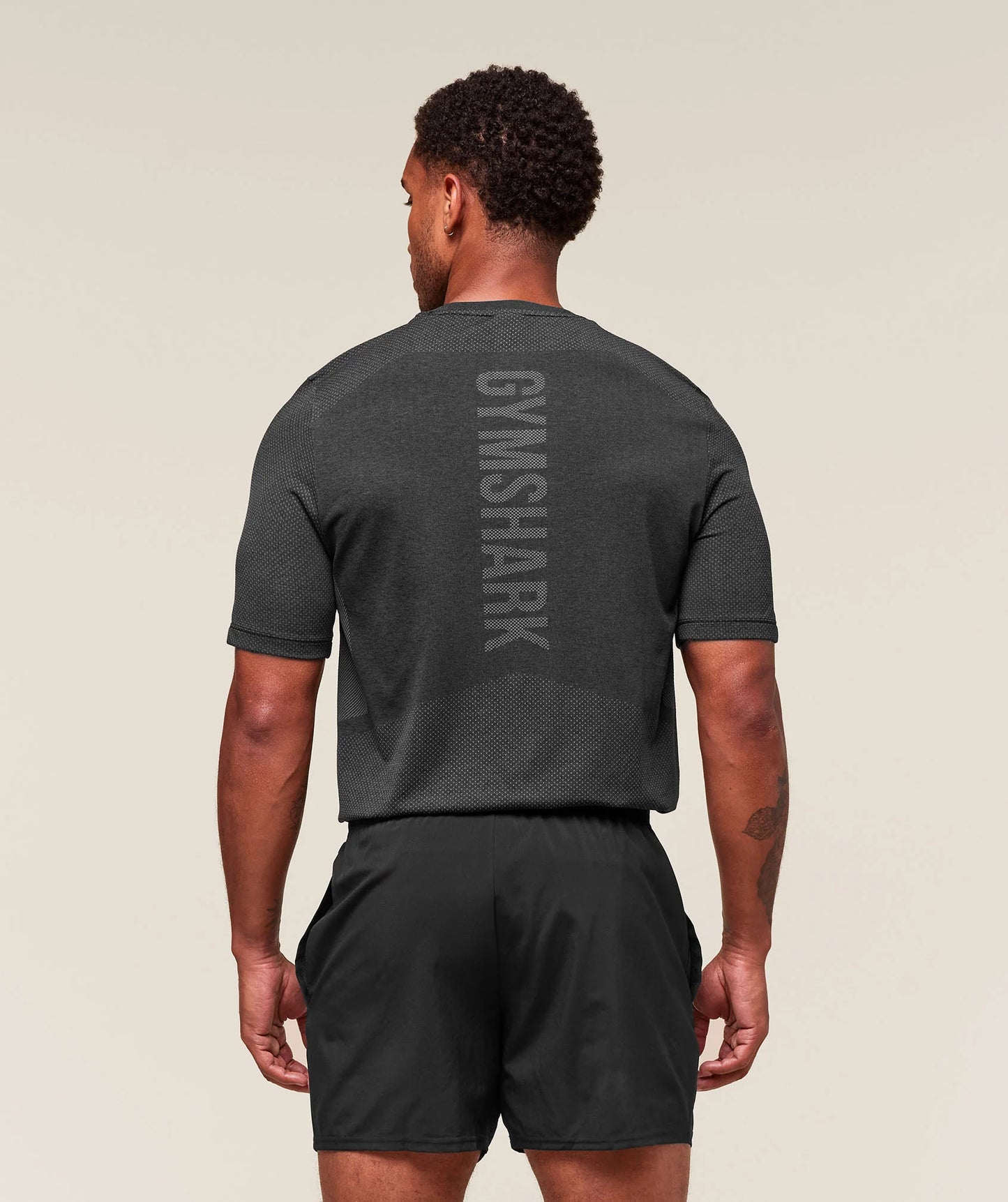 Playera Peso Ligero - Negra