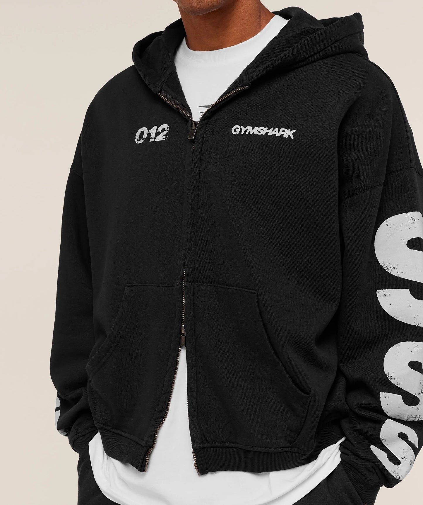 Hoodie Zip Gráfica - Negra